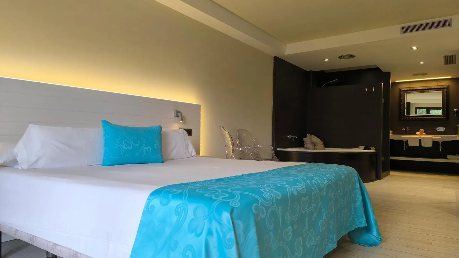 Hotel Spa La Terrassa Platja d'Aro 3*,