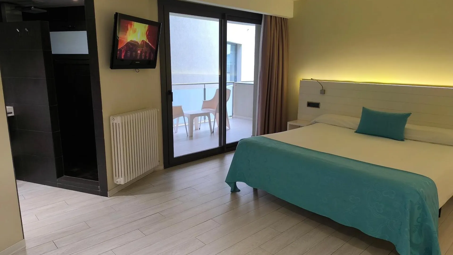 Hotel Spa La Terrassa Platja d'Aro 3*,  Spain