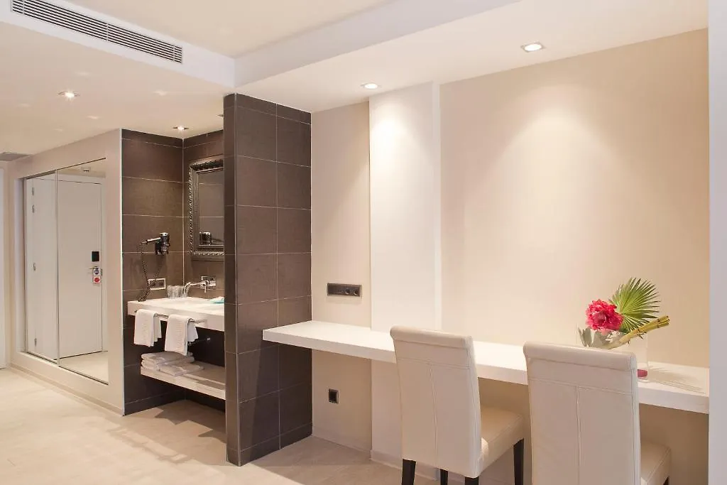 Hotel Spa La Terrassa Platja d'Aro 3*,  Španělsko